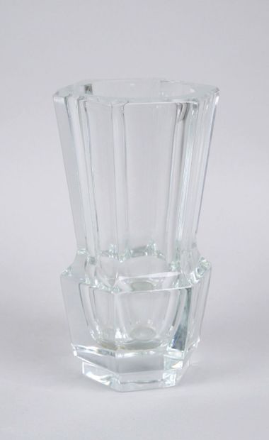 SEVRES
Hexagonal cut crystal vase
Mark under...