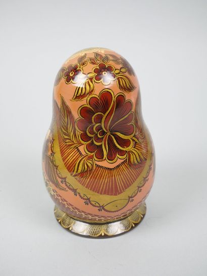RUSSIA
Suite of 7 matryoshka in lacquered...