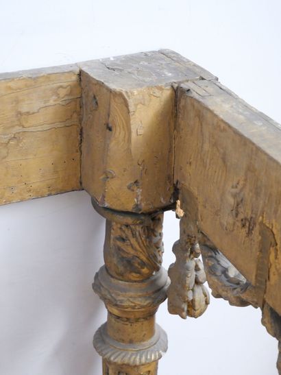 Rectangular console table in finely carved,...