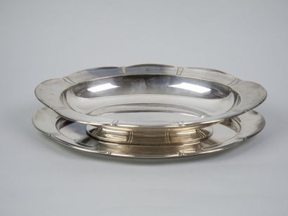 GALLIA
Oval silver plated platter with tray
Dimensions...