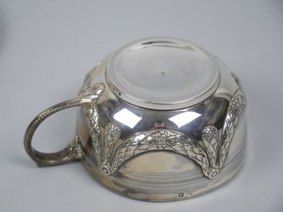 Cup and saucer in 950-thousandth silver with...