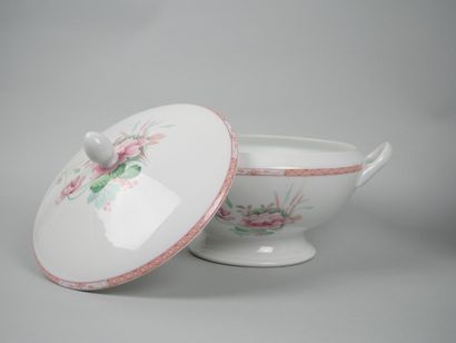 LIMOGES - Union Limousine 
White porcelain...