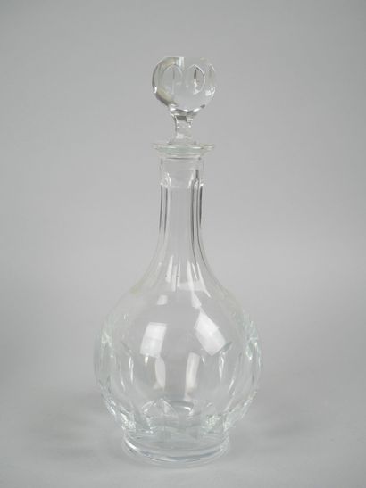 SEVRES
Meeting of three crystal decanters...