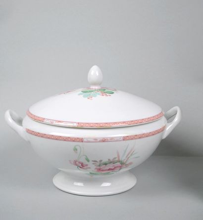 LIMOGES - Union Limousine 
White porcelain...