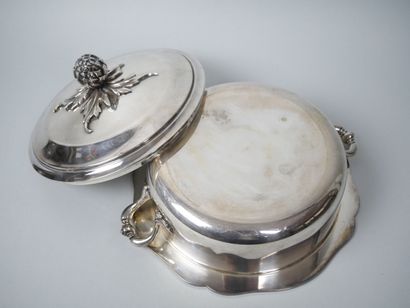 Silver-plated covered vegetable dish, with...