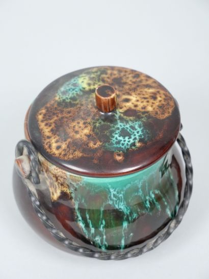 VALLAURIS
Small ceramic covered pot with...