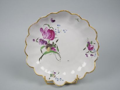 STRASBOURG
Pair of earthenware rimmed bowls...