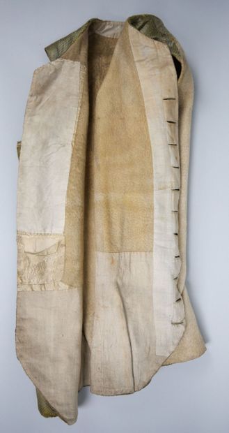 Green fluted vest
Louis XVI period.
Dimensions:...