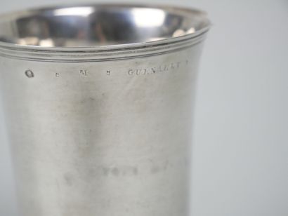 Tulip-shaped kettle in silver 750 thousandths...