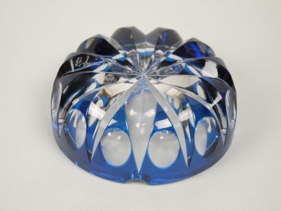 SAINT LOUIS
Ashtray in cut and partially...
