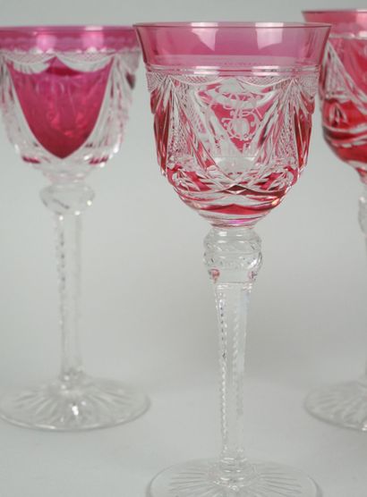 Reunion of 5 crystal glasses partially tinted...