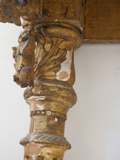 Rectangular console table in finely carved,...