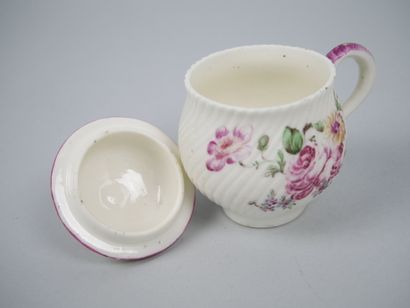 MENNECY (soft porcelain)
Porcelain juice...