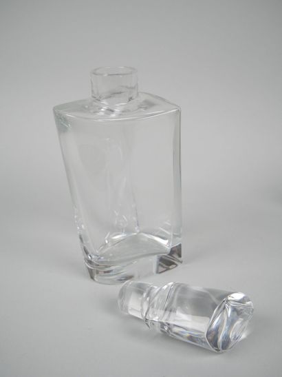 SEVRES
Oblique-shaped crystal whisky service...
