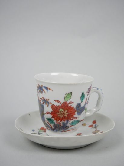 CHINA CANTON
Porcelain cup and saucer with...