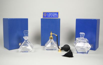 SEVRES
Perfume bottle, cotton box and crystal...