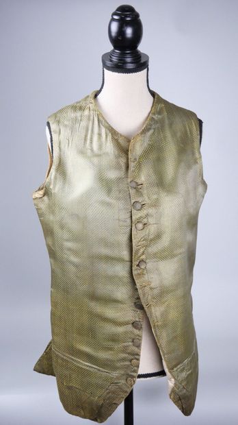 Green fluted vest
Louis XVI period.
Dimensions:...