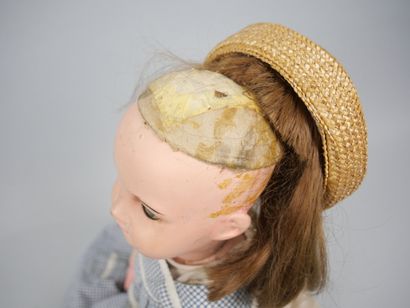 UNIS FRANCE
Talking doll in composition,...