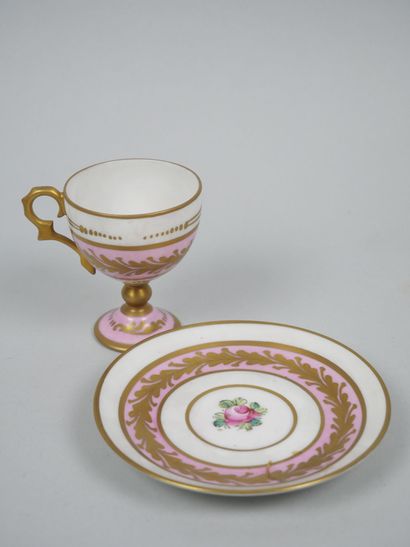 LIMOGES 
Set of three porcelain cups on pedestal...