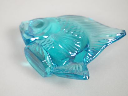 LALIQUE FRANCE
Fish
Subject in turquoise-blue...