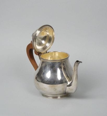 Part of a tea and coffee service in 950-thousandth...