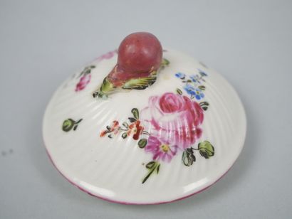MENNECY (soft porcelain)
Porcelain juice...