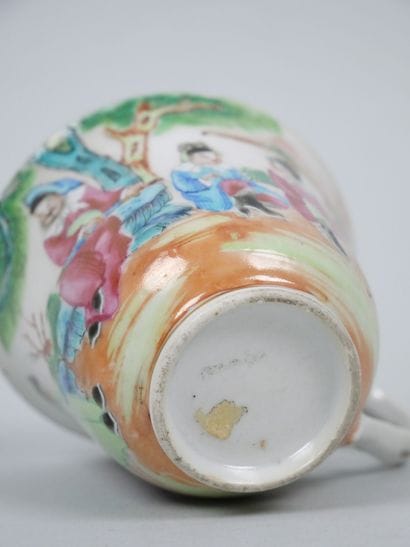 CHINA CANTON
Porcelain cup and saucer with...
