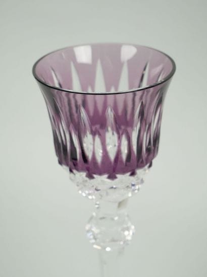 Reunion of 10 footed glasses, partially tinted...