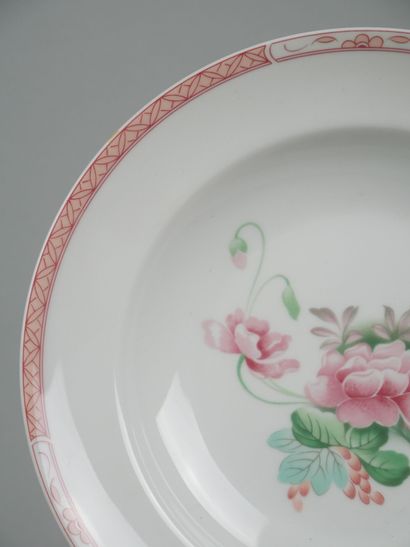 LIMOGES - Union Limousine 
White porcelain...