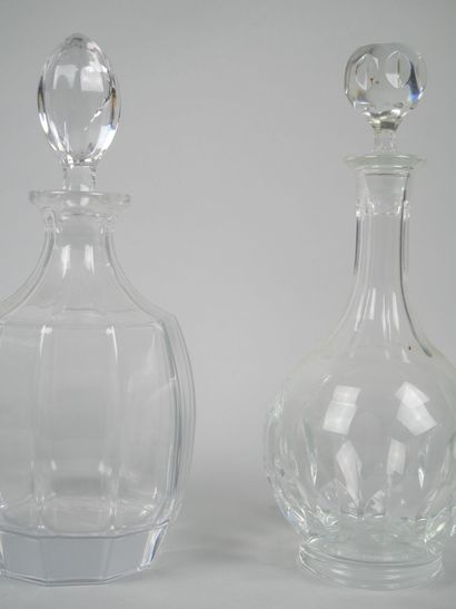 SEVRES
Meeting of three crystal decanters...