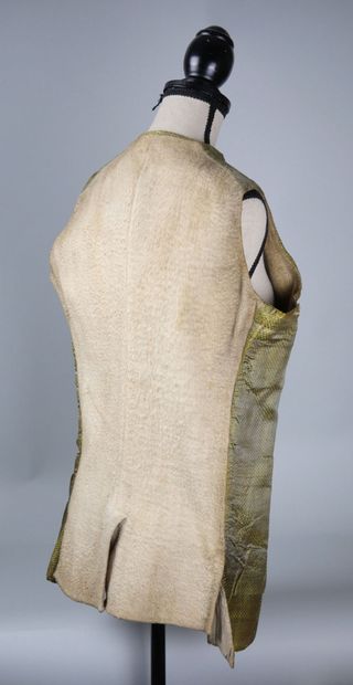 Green fluted vest
Louis XVI period.
Dimensions:...
