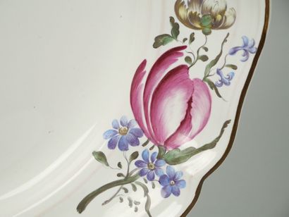 STRASBOURG
Earthenware rimmed dish with polychrome...
