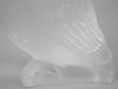 LALIQUE FRANCE
Owl
Partially frosted crystal...