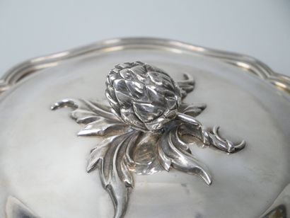 Silver-plated covered vegetable dish, with...