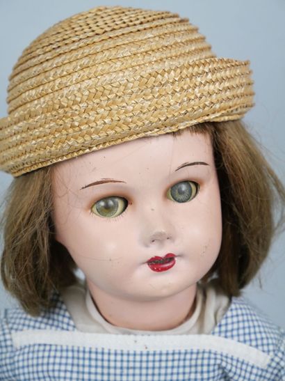 UNIS FRANCE
Talking doll in composition,...