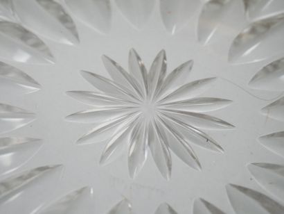 VAL SAINT LAMBERT
Glass compotier and tray...