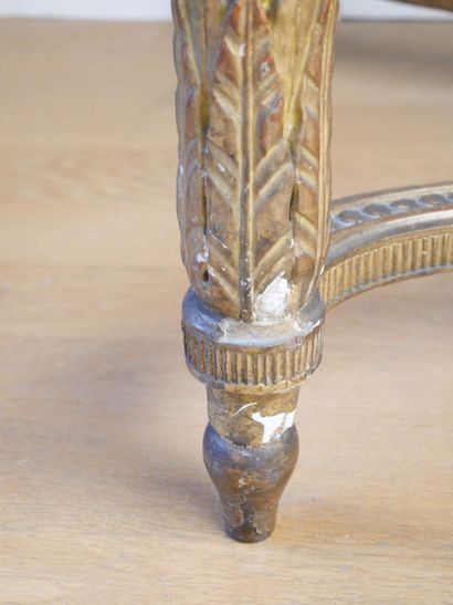 Rectangular console table in finely carved,...