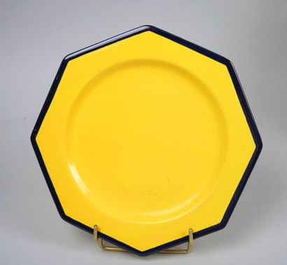 POET-LAVAL
Service set in yellow earthenware...