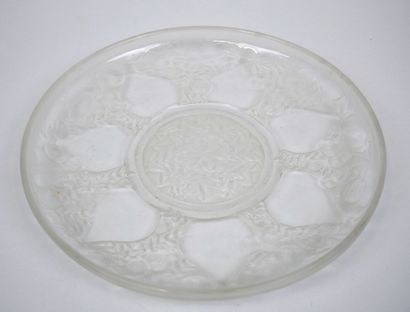 René LALIQUE (1860-1945) Verrerie d'Alsace
Plate...