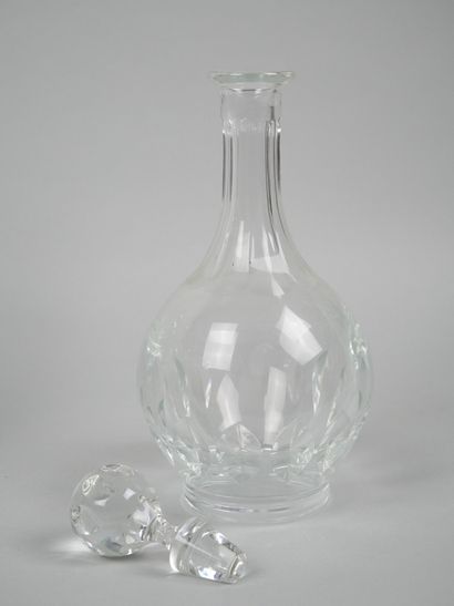 SEVRES
Meeting of three crystal decanters...