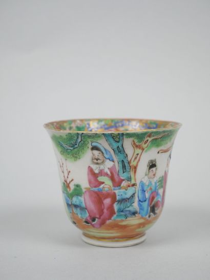 CHINA CANTON
Porcelain cup and saucer with...