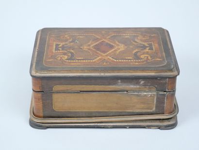 GRADE & PELCOT
Wooden veneer case with inlaid...