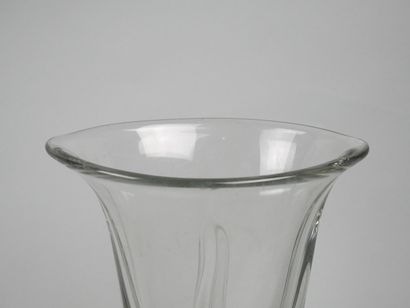 Reunion of free-form molded crystal pieces...