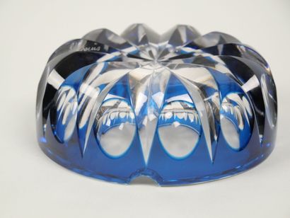 SAINT LOUIS
Ashtray in cut and partially...
