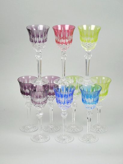 Reunion of 10 footed glasses, partially tinted...