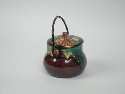 VALLAURIS
Small ceramic covered pot with...