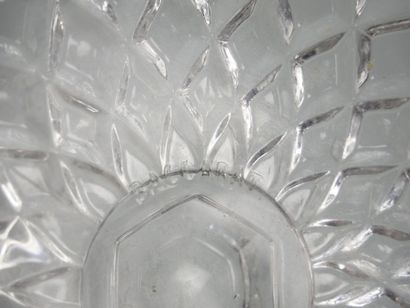 BACCARAT
Crystal bowl on pedestal with cut...