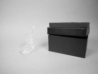 LALIQUE FRANCE
Nude kneeling woman
Subject...