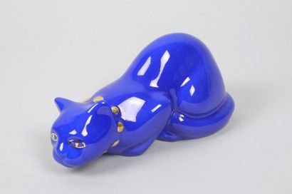 LONGWY
Blue-glazed earthenware cat with gold...