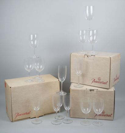 BACCARAT
Service en cristal modèle 